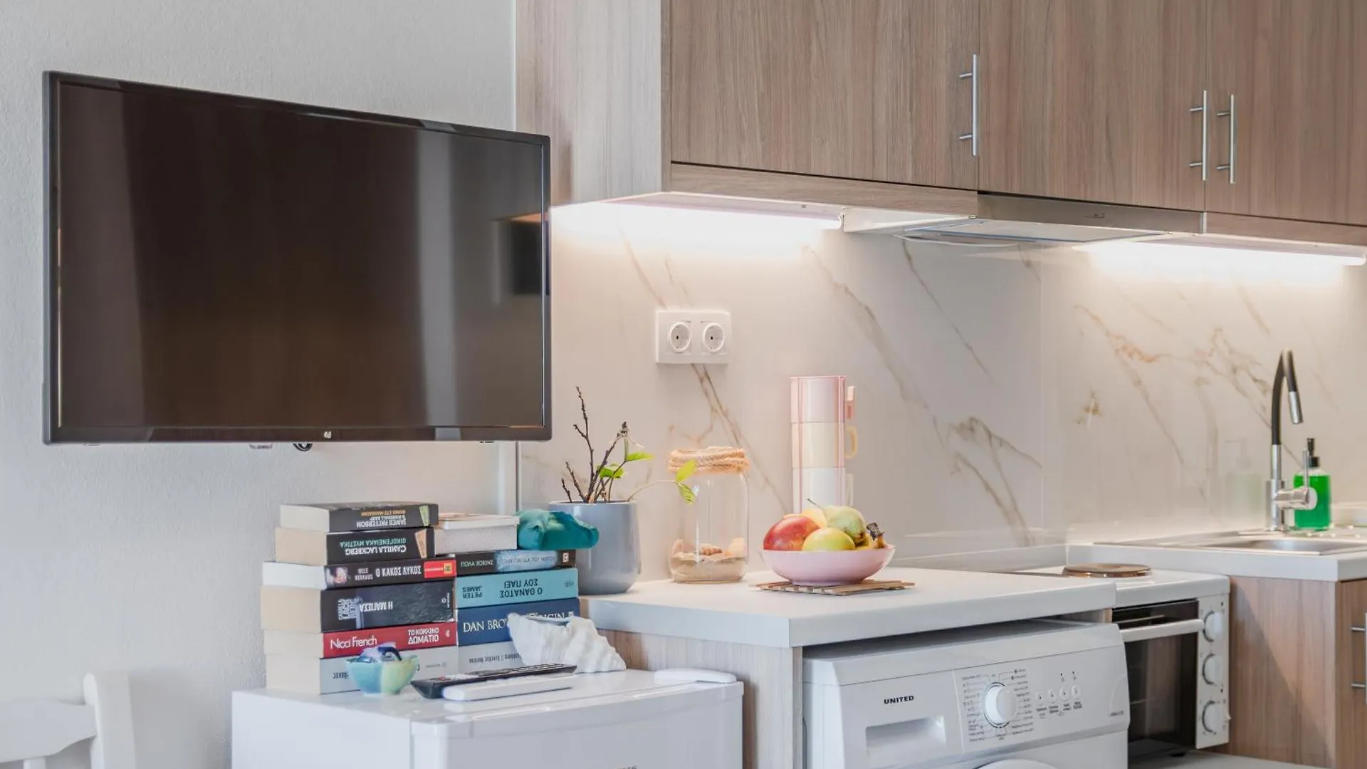 Μελίτατα 16 Apartment Rethymno  Rethymno (Crete)