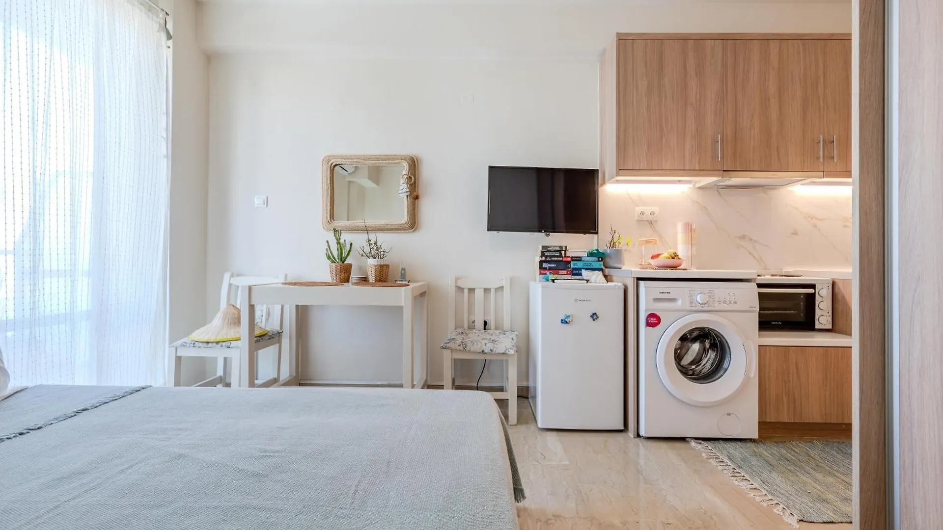 Μελίτατα 16 Apartment Rethymno  Greece